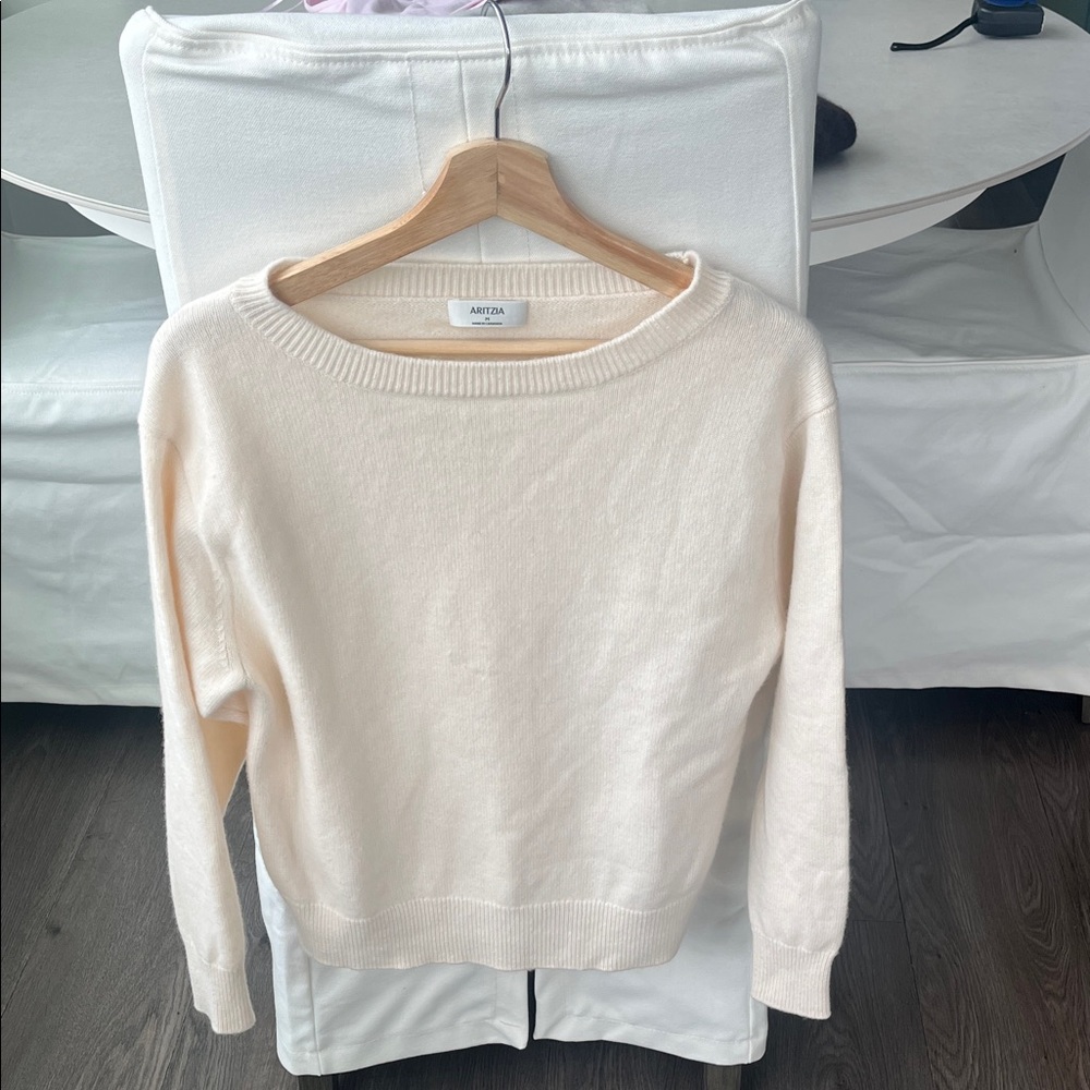 Aritzia cashmere Crew Sweater